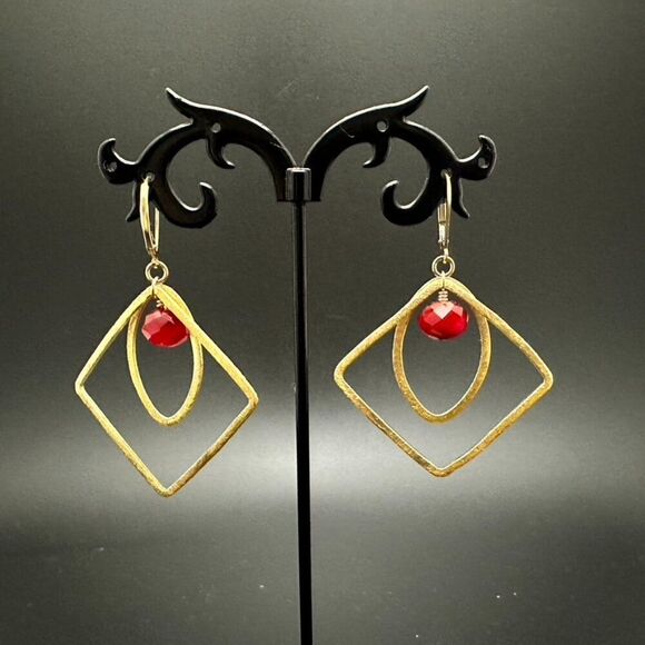 Artisan Handmade 1/20th 14K Yellow Gold Oval Square Hoop Earrings - Picture 1 of 5